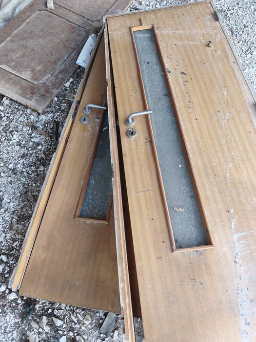 Portas interiores com puxadores
