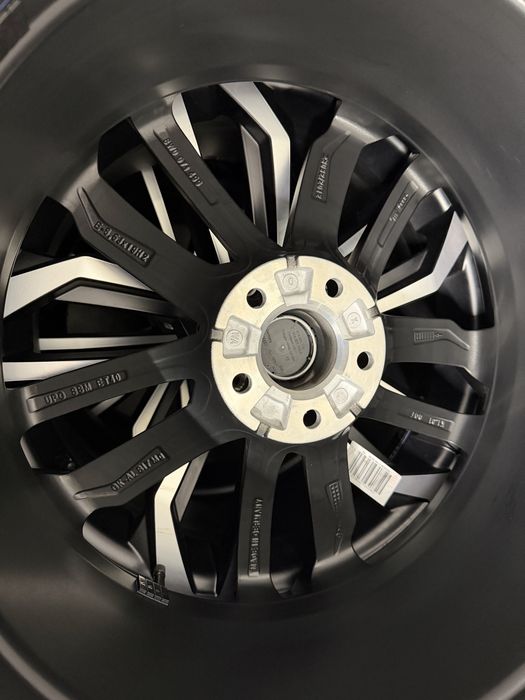Nowe oryginalne koła letnie alufelgi 19 Audi A4 A5 S4 S5 B8 B9