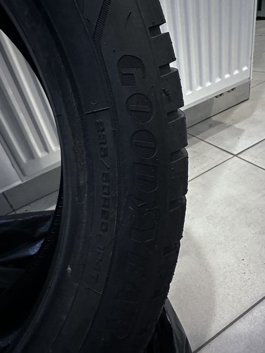 235/50/20 nowe zimowe