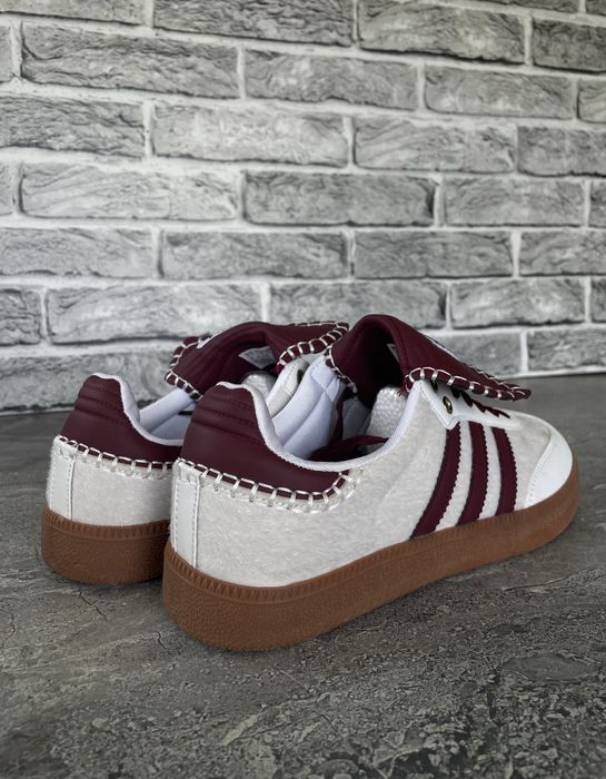 Розпродаж | Кросівки Adidas Samba | Asics Gel-Kahana