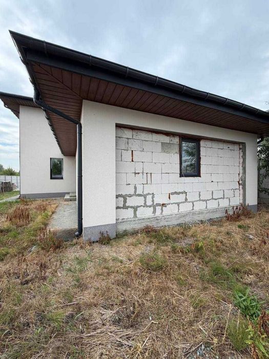 Осещина Вишгород Будинок 200 м² з басейном  9,5 соток  140 000 $ ТОРГ