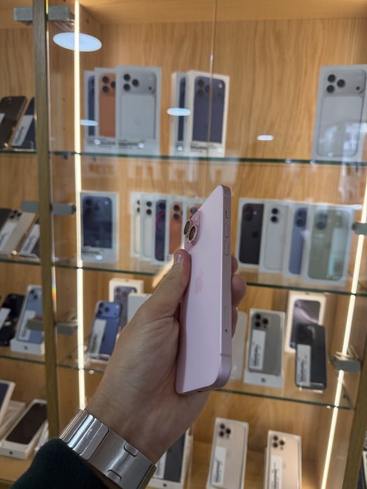 IPHONE 15 128GB COMO NOVO