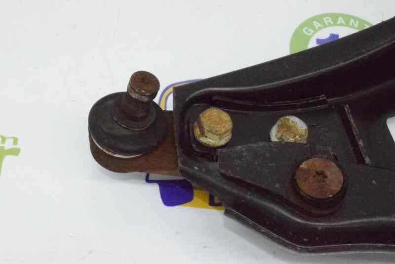 BRAÇO SUSPENSÃO INFERIOR FRONTAL ESQUERDO RENAULT CLIO II 2004 -7700425227