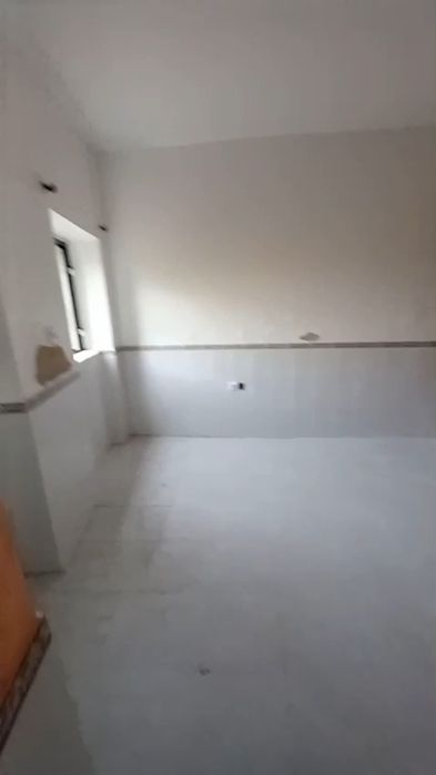 Moradia T2 para Alugar – Barbas (Merceana, Alenquer)