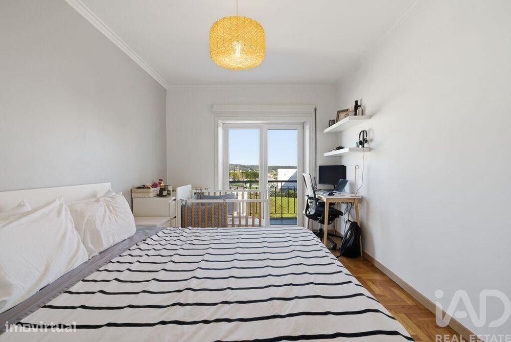 Apartamento T2 em Queluz e Belas de 107 m2