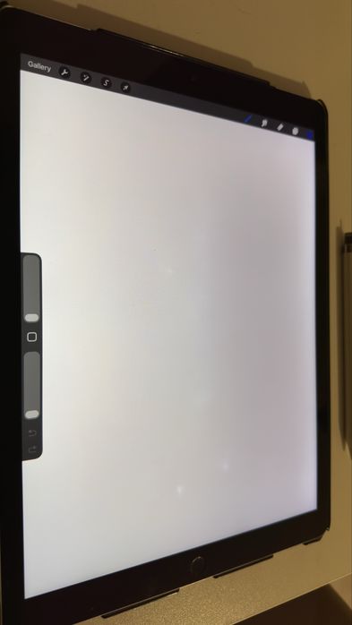 iPad Pro 12.9 (256GB) 1-го покоління + Apple Pencil + чохол