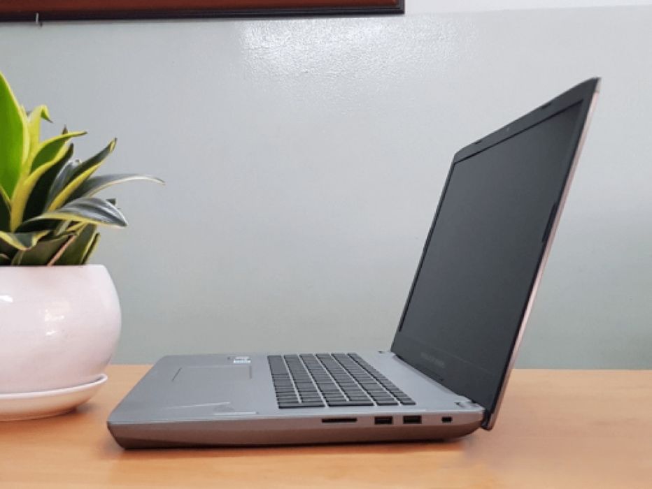 Мощный Игровой Ноутбук ASUS ROG (8Гиговая видеокарта) Танки, Киберпанк