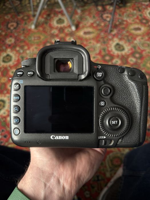 Canon eos 5DS body 50 Mpix
