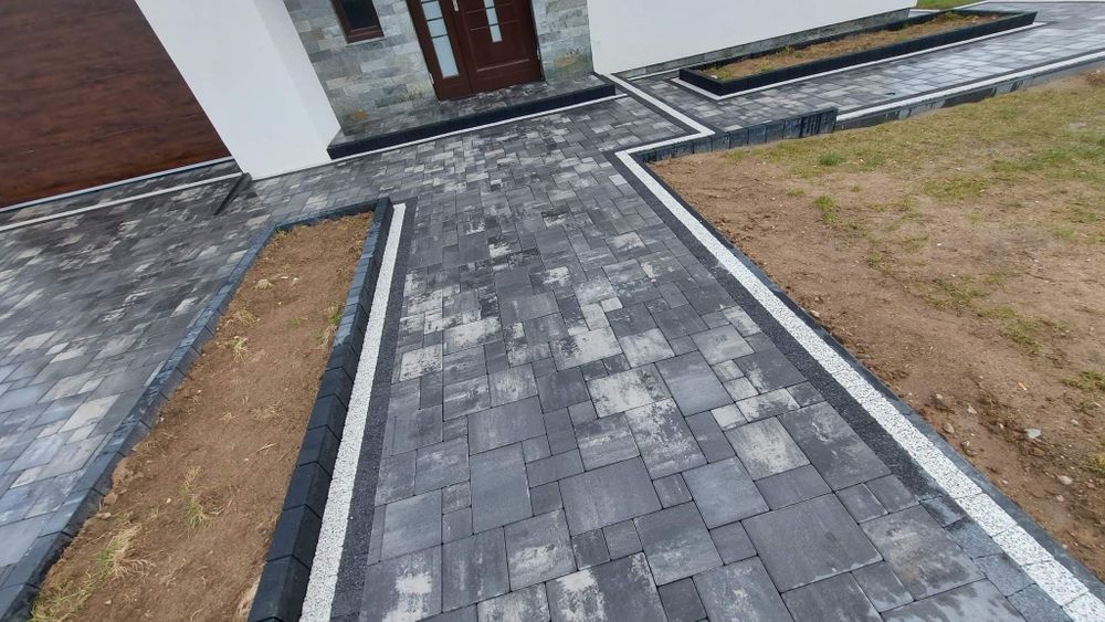 Układanie kostki brukowej!!!