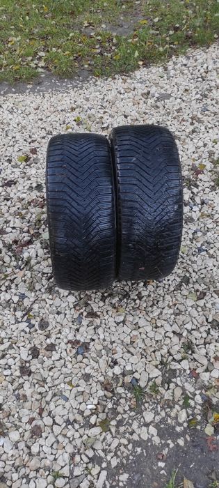 Opony zimowe Laufenn 235/45 17