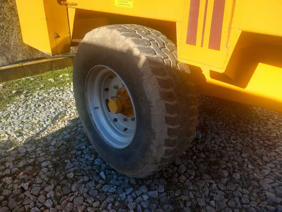 Reboque espalhador maitre de 8,5T