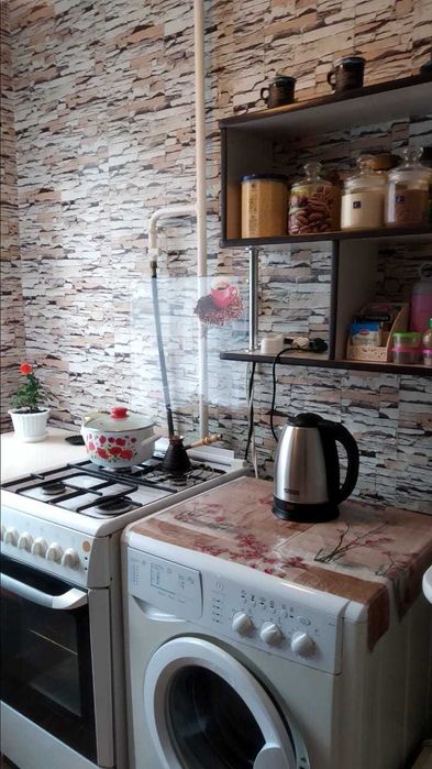 Здам в оренду кімнату для дівчини