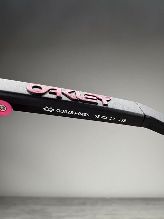 Okulary Oakley Frogskins Hybrid «Matte Black / Neon Pink» Prizm Black