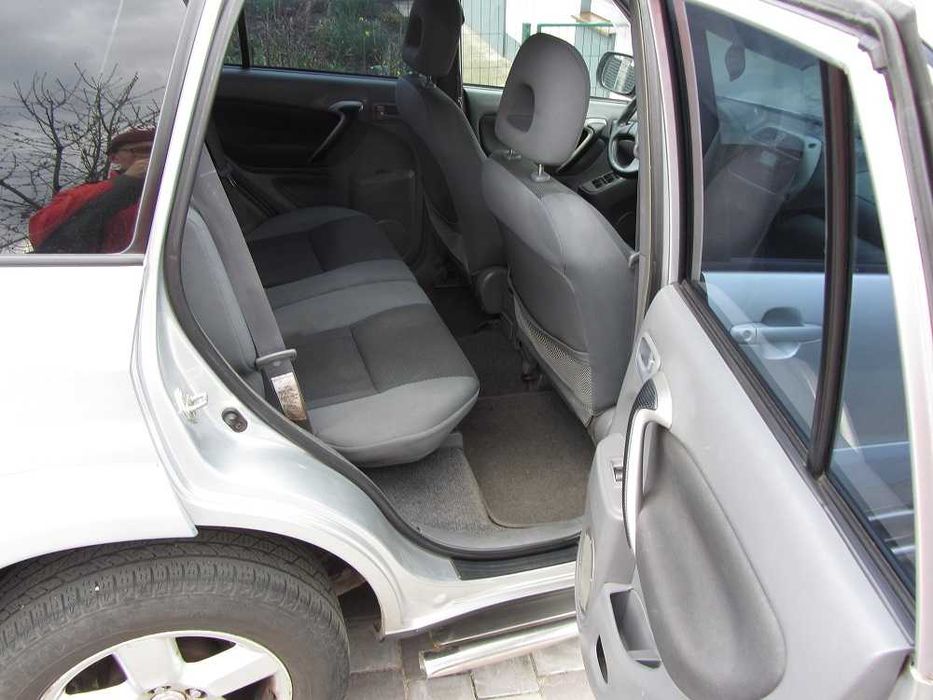 Toyota RAV4 2002 II покоління 2.0i MT (150 к.с.) 4WD