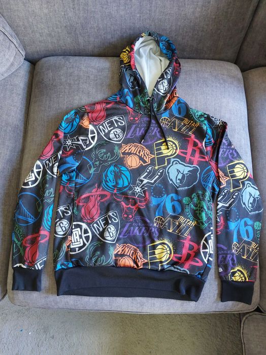 Bluza new era. Krótko chodzona.