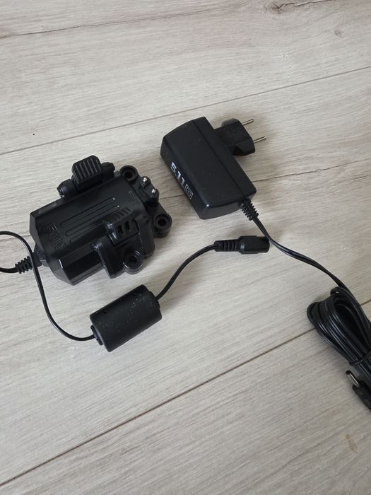 Зарядка для ліхтарів 5.11