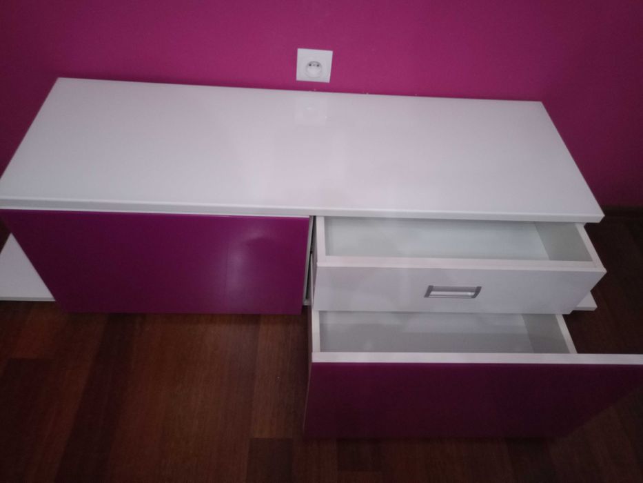 Szafka pod telewizor