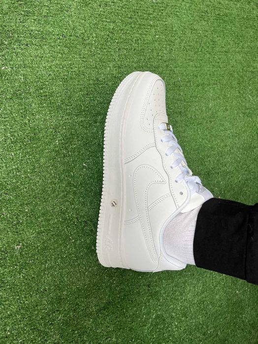 НОВЫЕ! Кроссовки Nike Air Force 1 White, белые, мужские, 42, 43, 44, 45, 46, натуральная кожа, весна, лето, осень, повседневные.