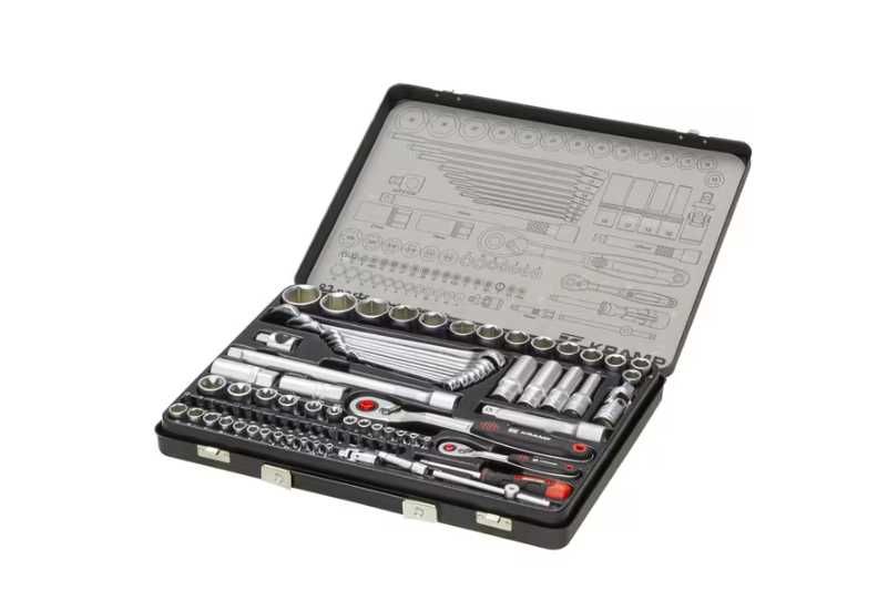 Zestaw kluczy nasadowych 1/4” + 1/2" 82 elementów