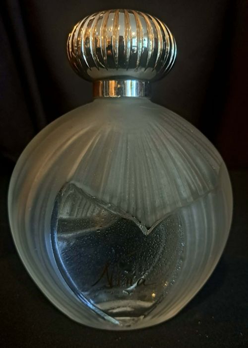 Frasco de Perfume Lalique