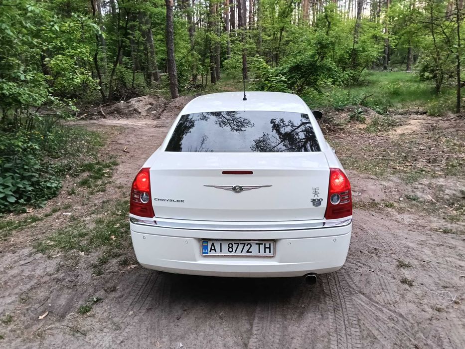Chrysler 300C 2008 2.7