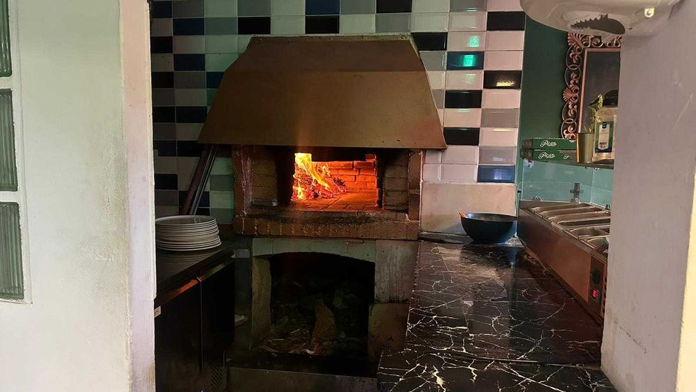 Aluga-se pizzaria Espinho