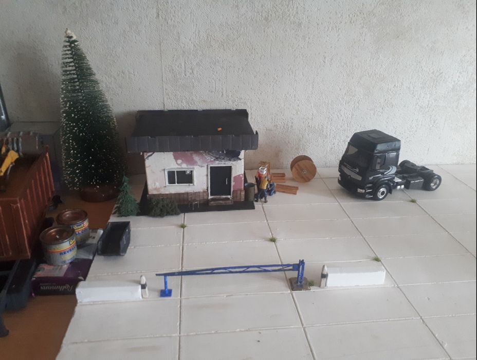 Диорама подставка масштабная модель 1.43