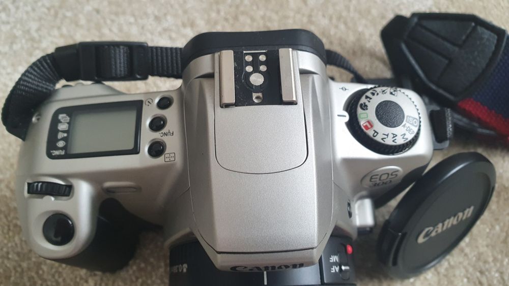 Máquina Fotográfica Canon EOS 300