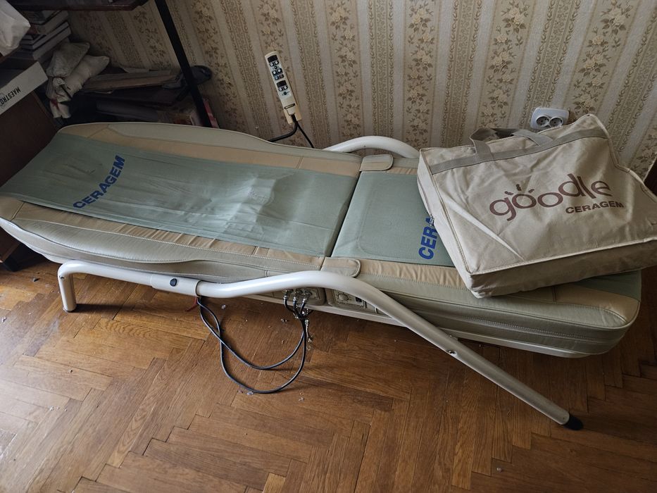 Масажне лікувальне ліжко Ceragem