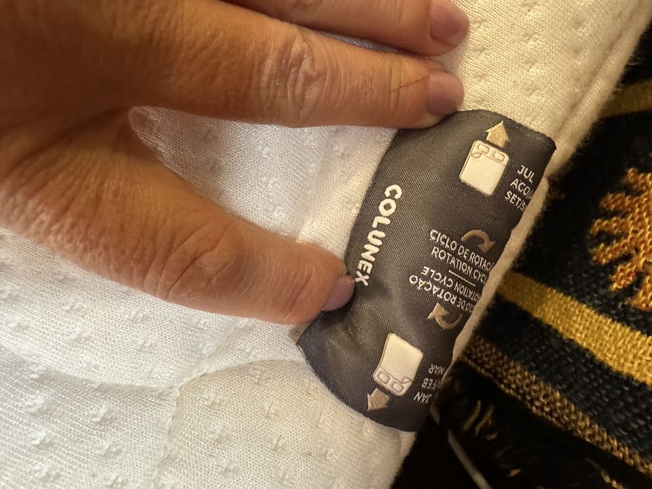 Vendo Colchao Colunex , medida 1.00x2.00