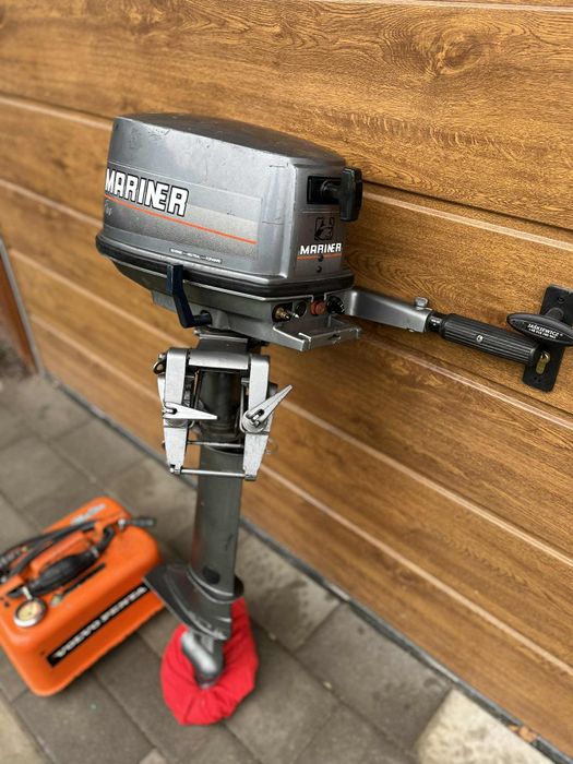 Silnik zaburtowy Mariner 5km