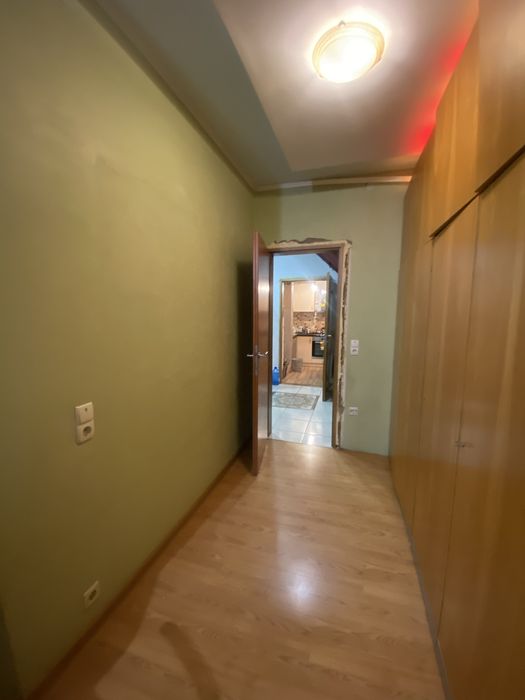 Продам частину будинку на Олега Антонова( Максима Шимка)