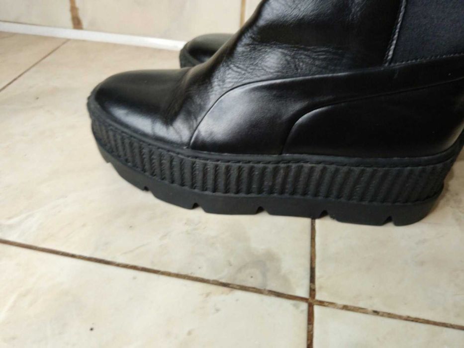 Жіночі черевики майже нові