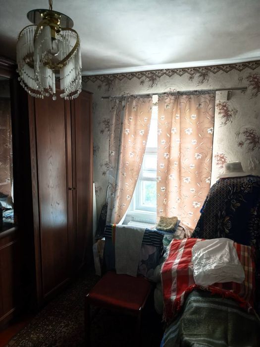 Частина будинку , дві кімнати