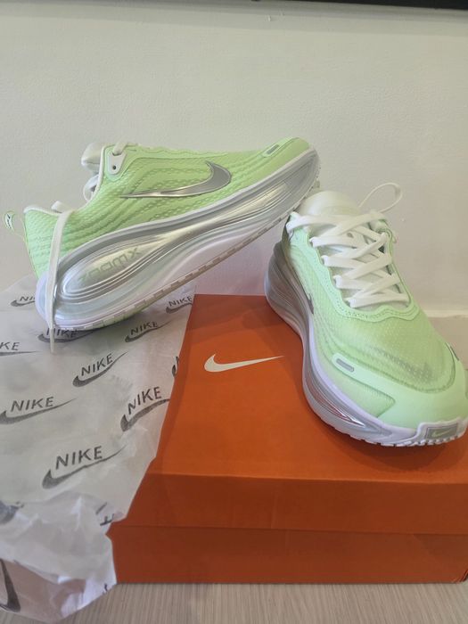 Nike vomero plus novos verdes