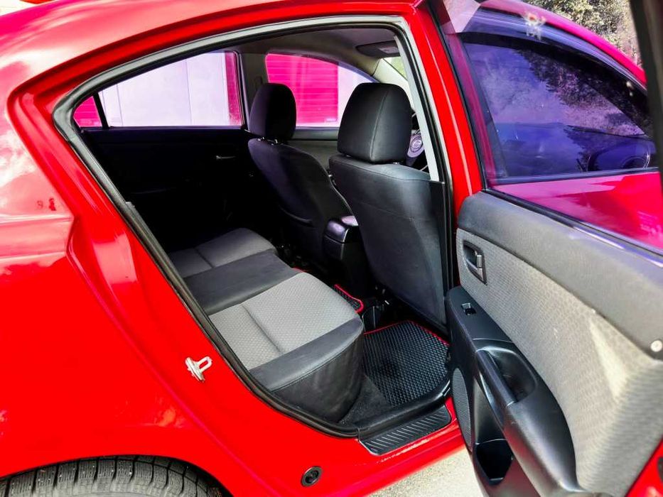 Mazda 3 sedan Автомат