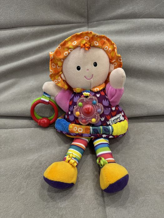 Іграшка-підвіска Lamaze Лялька Емілі