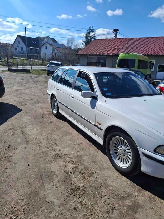 Samochód BMW E39