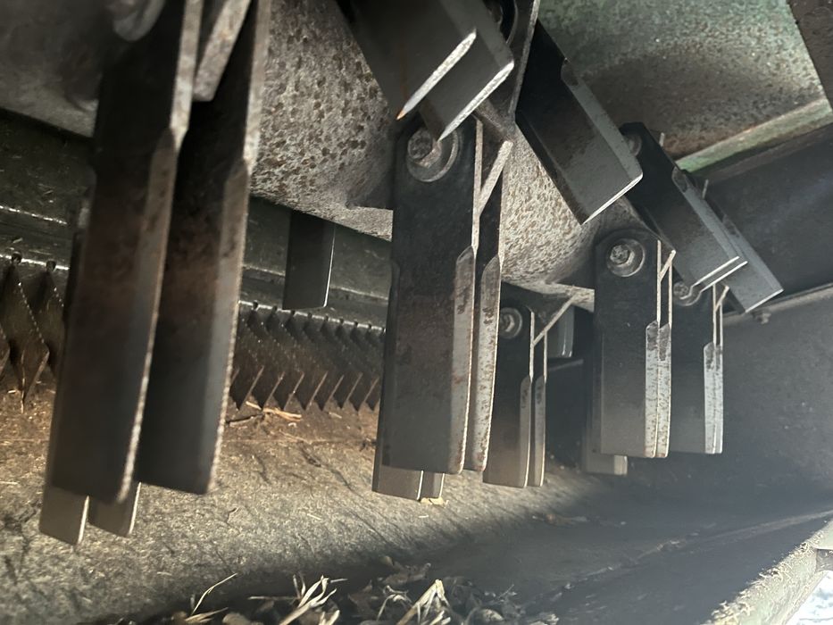 Комбайн John Deere 1065