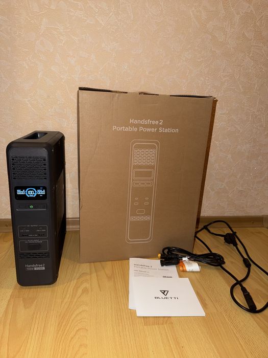 Зарядна станція Bluetti Handsfree 2