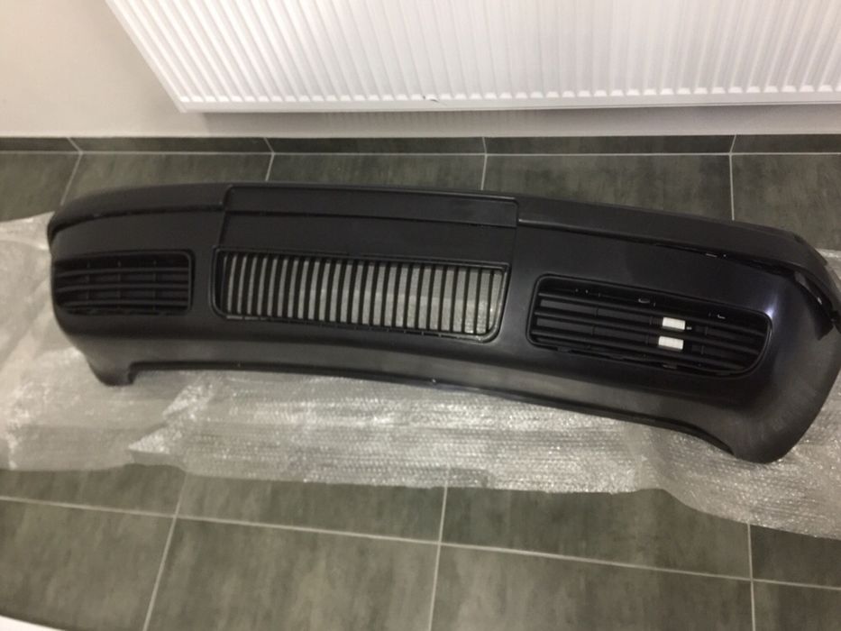 Бампер Шкода Октавия Тур / Skoda Octavia Tour