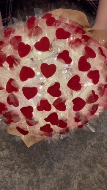 Букет із сердець