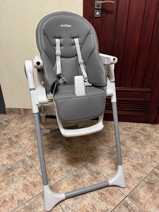 Fotelik  do karmienia