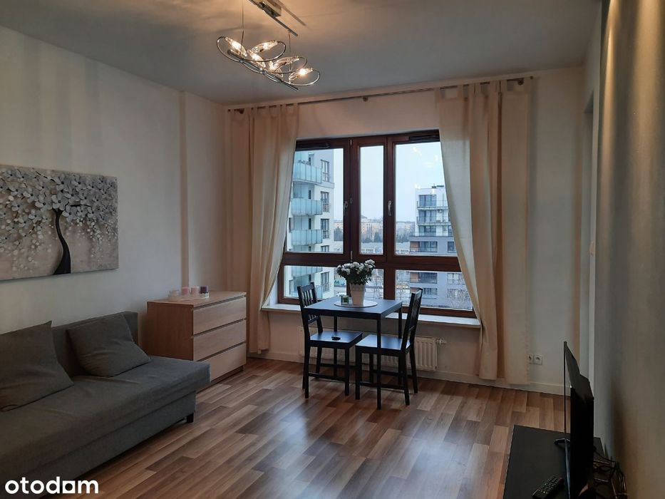 Stylowy apartament , garaż ,metro Daszyńskiego