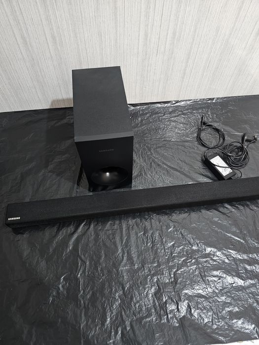 Саундбар Samsung HW-K335