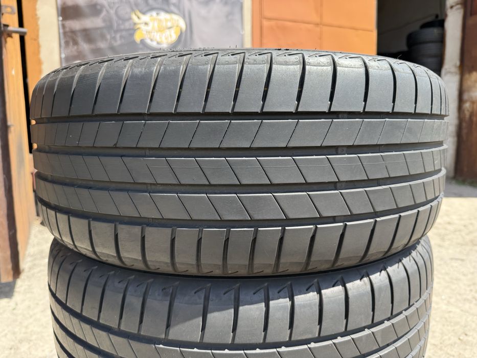 225/40 r19 Bridgestone Turanza T005 23 год Резина летняя