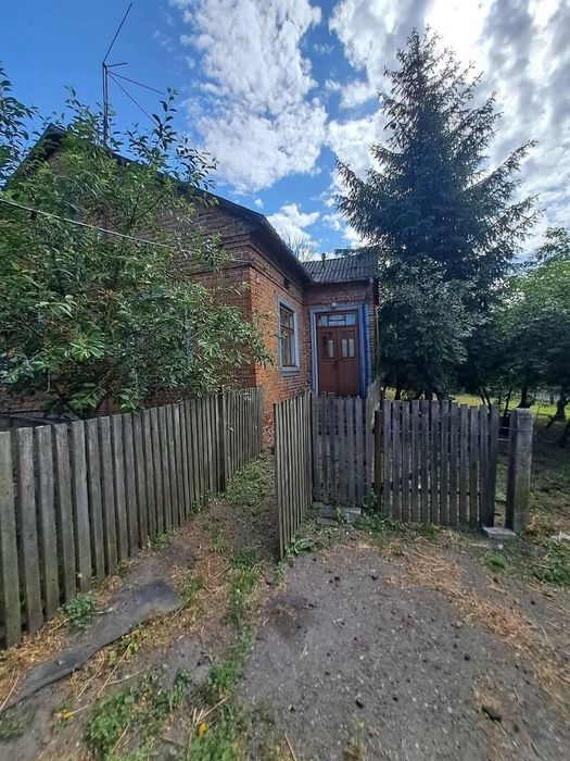 Хороша пропозиція!  Будинок поруч з містом Шептицький!