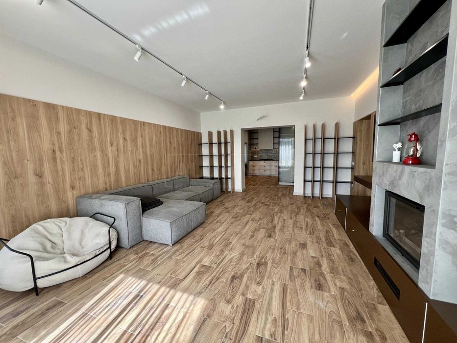 Просторий 2х пов. будинок з ділянкою 9 сот. Ремонт, меблі та техніка!