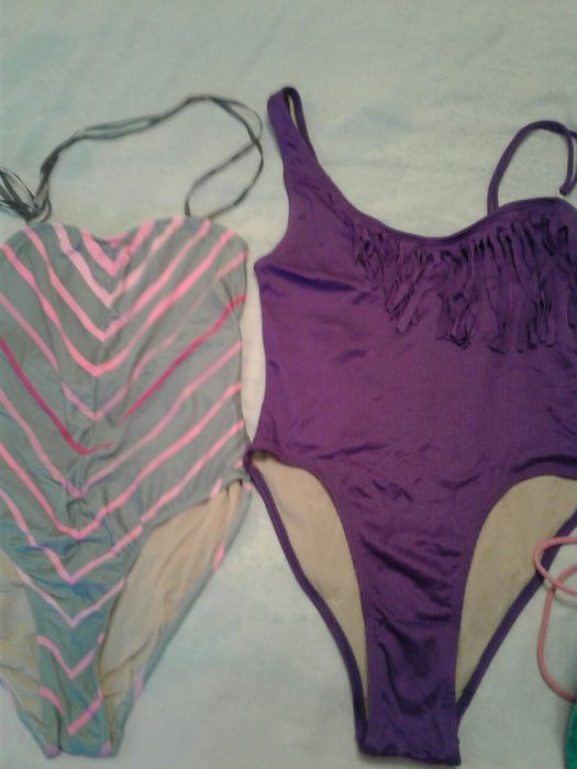 Купальники женские