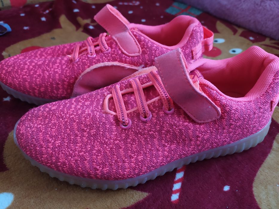 Używane buty rozmiar 35 dla dziewczynki